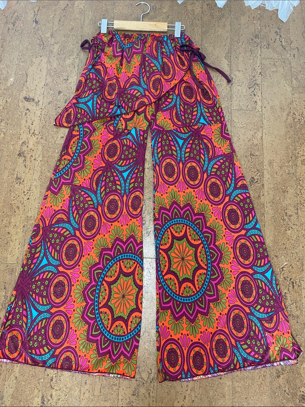 NWOT!!! Baba Design Vibrant Paisley Wide Leg - Bold Multicolor Print O/S